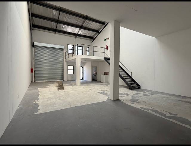 147M² WAREHOUSE FOR SALE IN BARBEQUE DOWNS